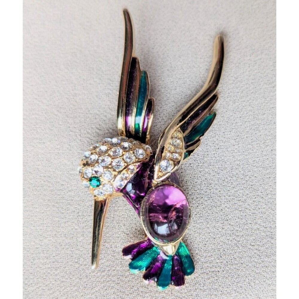 Vintage Signed LP Gold Tone Enamel Cabochon Rhinestones Hummingbird Brooch